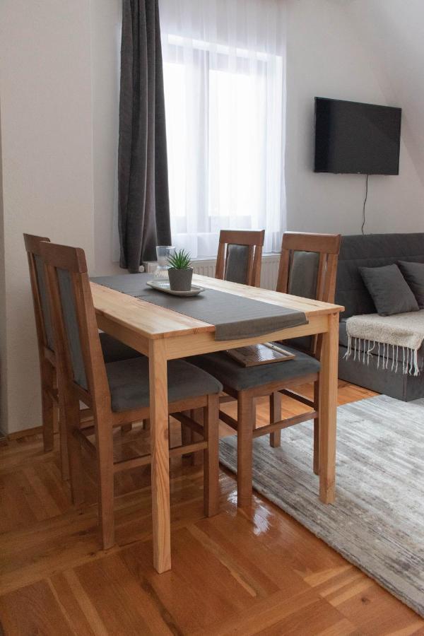 Apartment Mmbs